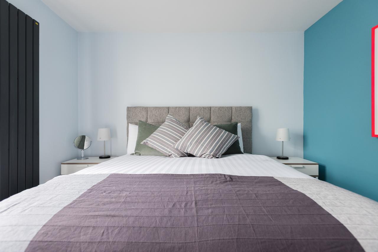 Second Nest Nine Elms * Londra