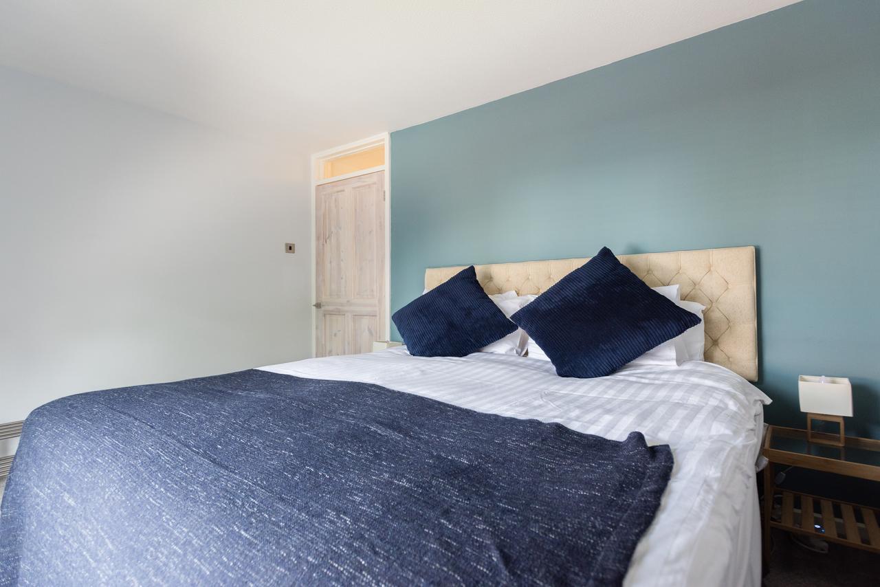 Second Nest Nine Elms * Londra